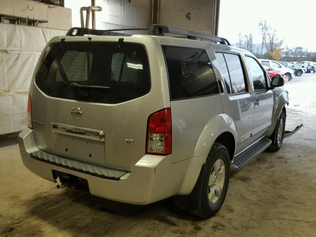 5N1AR18U15C770474 - 2005 NISSAN PATHFINDER SILVER photo 4