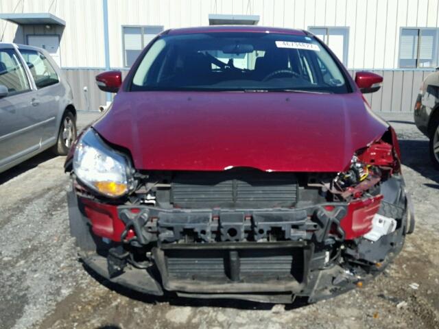 1FADP3K22EL262918 - 2014 FORD FOCUS SE RED photo 9