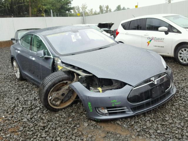 5YJSA1H14EFP39597 - 2014 TESLA MODEL S ლურჯი ფოტო 1