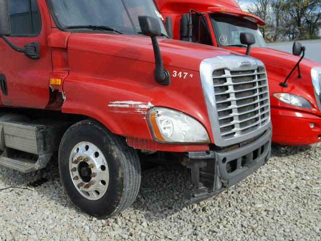 1FUJGLDR29LAJ0014 - 2009 FREIGHTLINER CASCADIA 1 RED photo 9