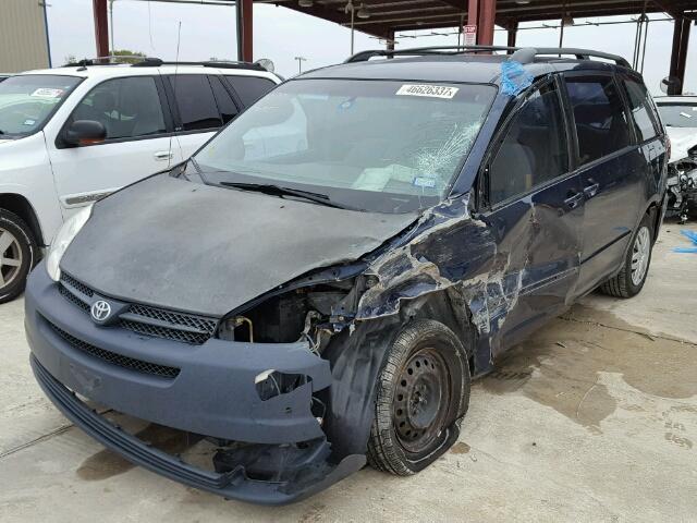 5TDZA23C85S306499 - 2005 TOYOTA SIENNA CE BLUE photo 2