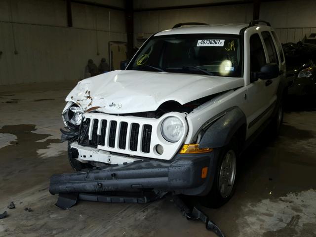 1J4GL48K57W675573 - 2007 JEEP LIBERTY SP WHITE photo 2
