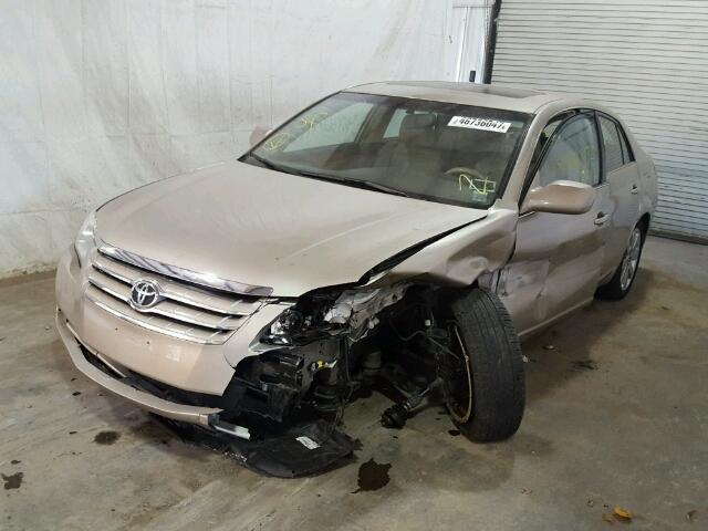 4T1BK36B15U021870 - 2005 TOYOTA AVALON GOLD photo 2