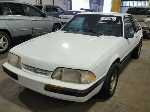 1FABP41A9KF276704 - 1989 FORD MUSTANG LX WHITE photo 2