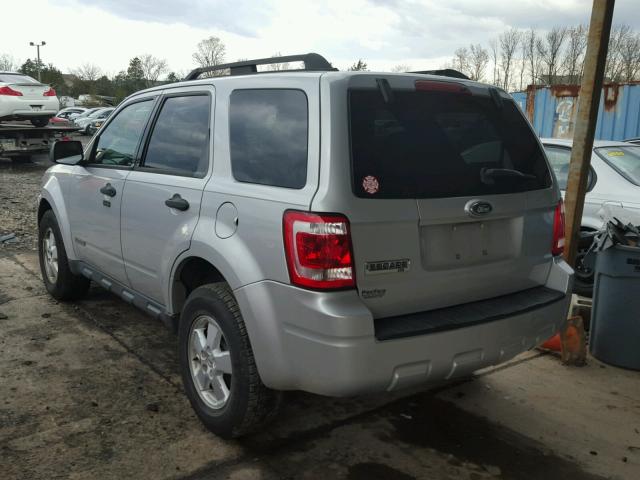 1FMCU03Z88KD50483 - 2008 FORD ESCAPE XLT SILVER photo 3