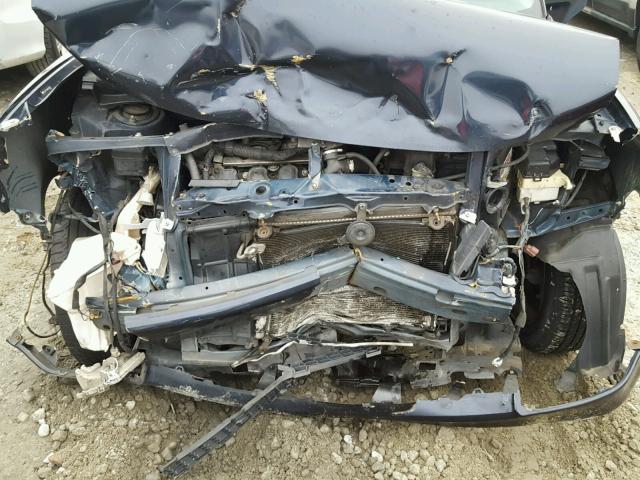 JTLKT324450209707 - 2005 TOYOTA SCION BLUE photo 7