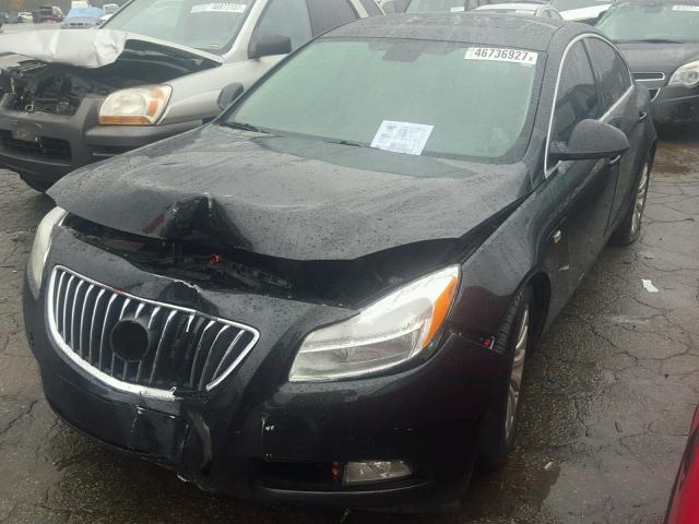 W04GU5GC2B1013551 - 2011 BUICK REGAL CXL BLACK photo 2