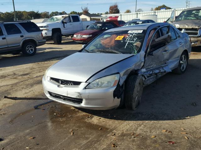 1HGCM56725A014259 - 2005 HONDA ACCORD EX SILVER photo 2