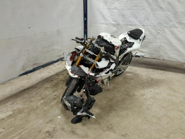 JYARN20Y88A002346 - 2008 YAMAHA YZFR1 WHITE photo 2