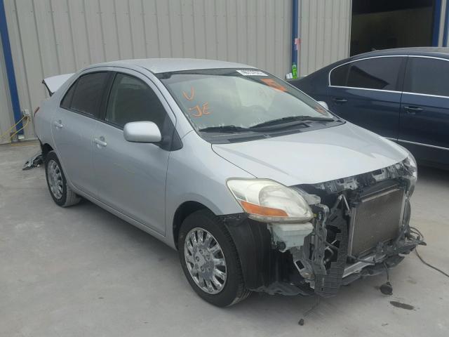 JTDBT923481224454 - 2008 TOYOTA YARIS SILVER photo 1