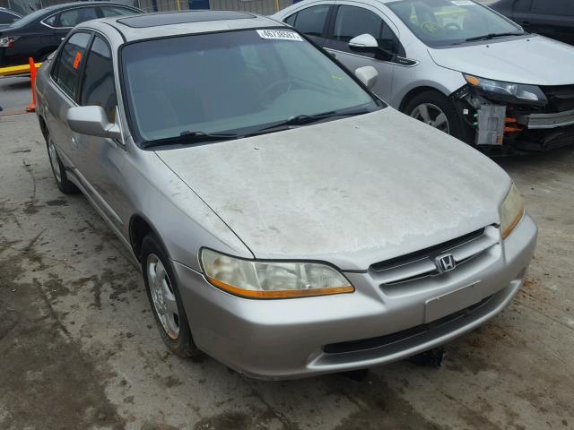 1HGCG5657XA125107 - 1999 HONDA ACCORD EX GOLD photo 1