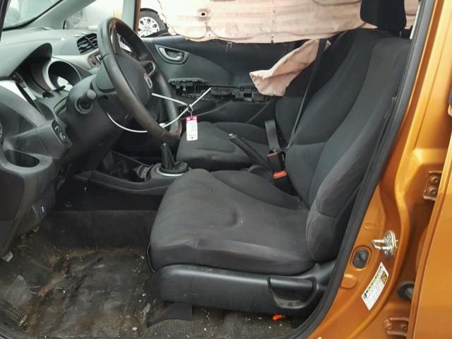 JHMGE87659S044018 - 2009 HONDA FIT SPORT ORANGE photo 5