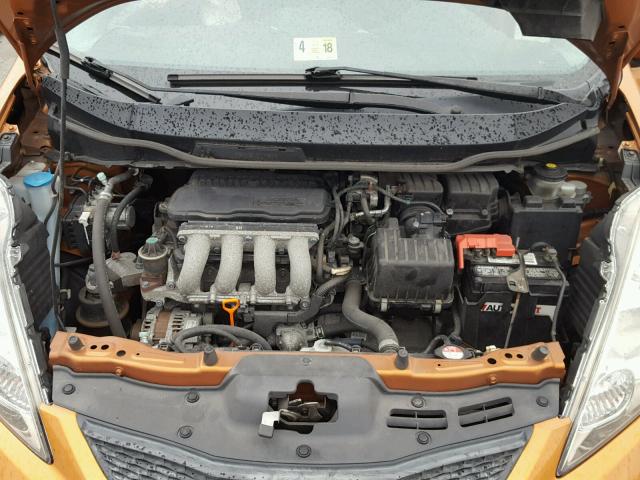 JHMGE87659S044018 - 2009 HONDA FIT SPORT ORANGE photo 7