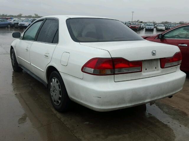 JHMCG56462C005140 - 2002 HONDA ACCORD LX WHITE photo 3