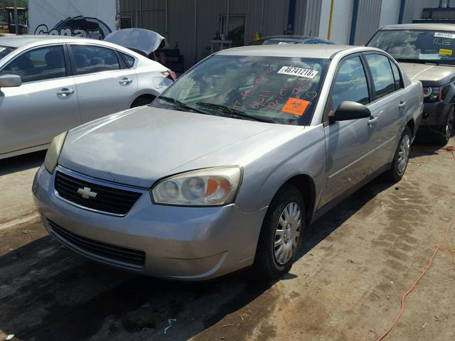1G1ZS58F67F105715 - 2007 CHEVROLET MALIBU LS 银色 照片 2