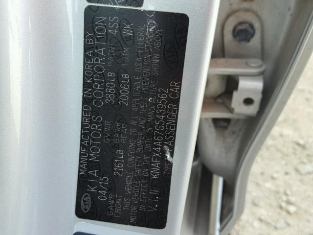 KNAFX4A67G5439562 - 2016 KIA FORTE LX SILVER photo 10