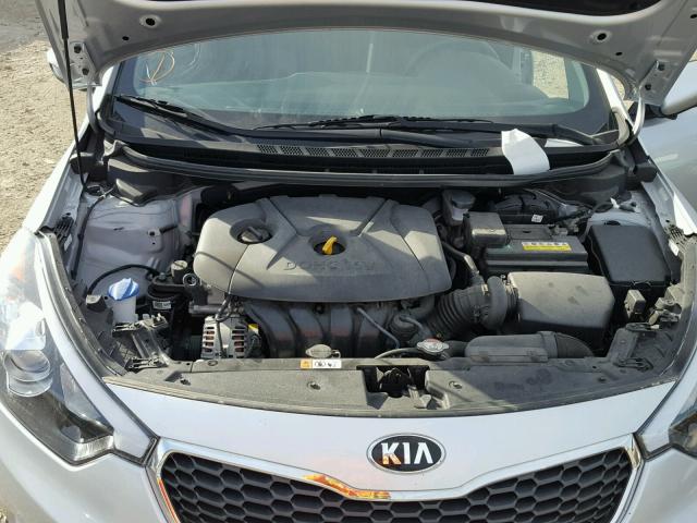 KNAFX4A67G5439562 - 2016 KIA FORTE LX SILVER photo 7