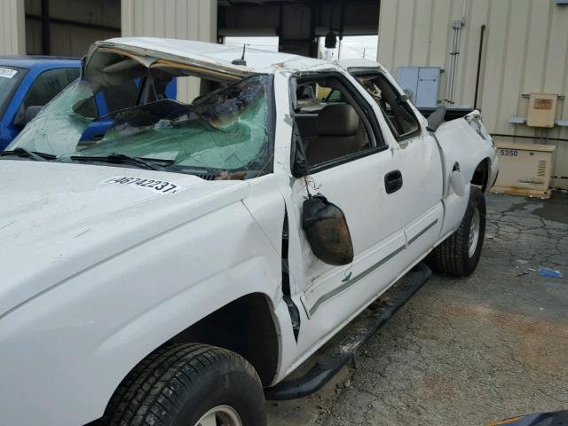 2GCEK19T531209424 - 2003 CHEVROLET SILVERADO WHITE photo 10