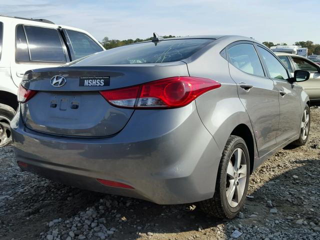 5NPDH4AE3DH318621 - 2013 HYUNDAI ELANTRA GL GRAY photo 4