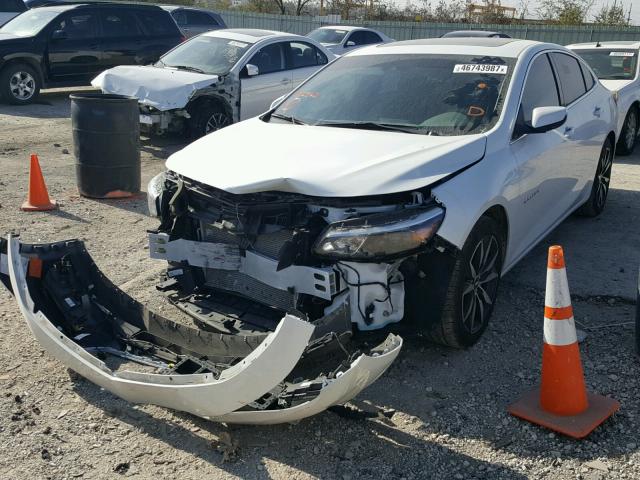 1G1ZE5ST7HF251421 - 2017 CHEVROLET MALIBU LT WHITE photo 2