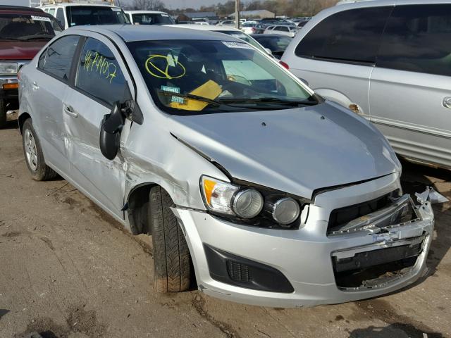 1G1JA5SH0D4143488 - 2013 CHEVROLET SONIC LS 银色 照片 1