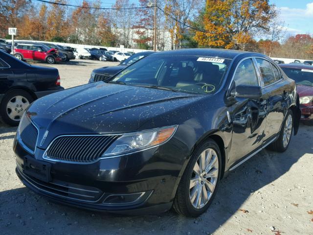 1LNHL9FT1DG606304 - 2013 LINCOLN MKS BLACK photo 2