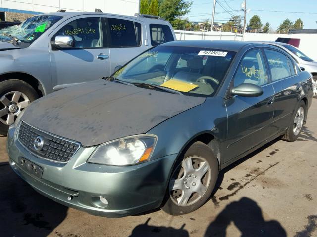 1N4AL11D55C240983 - 2005 NISSAN ALTIMA S GREEN photo 2