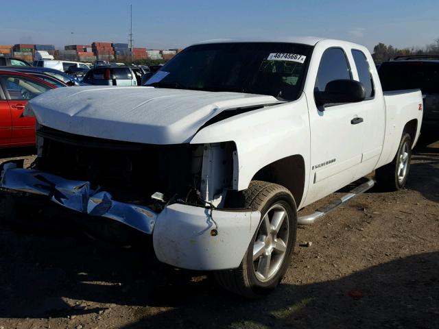 1GCEK190X8Z134983 - 2008 CHEVROLET SILVERADO WHITE photo 2