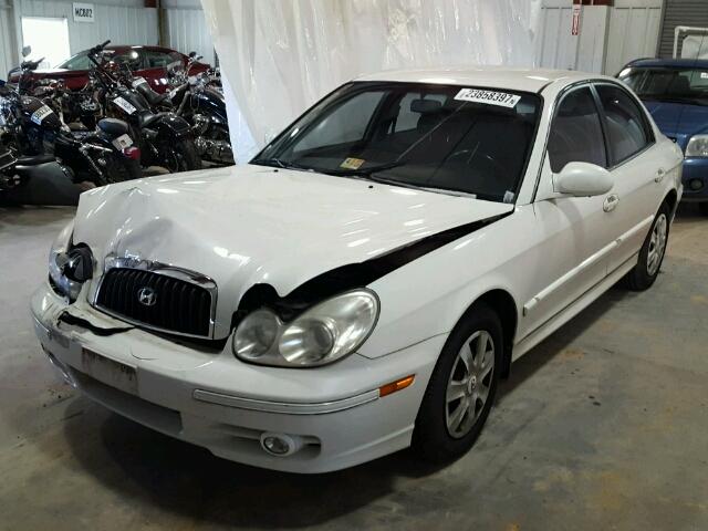 KMHWF25S24A997769 - 2004 HYUNDAI SONATA GL WHITE photo 2