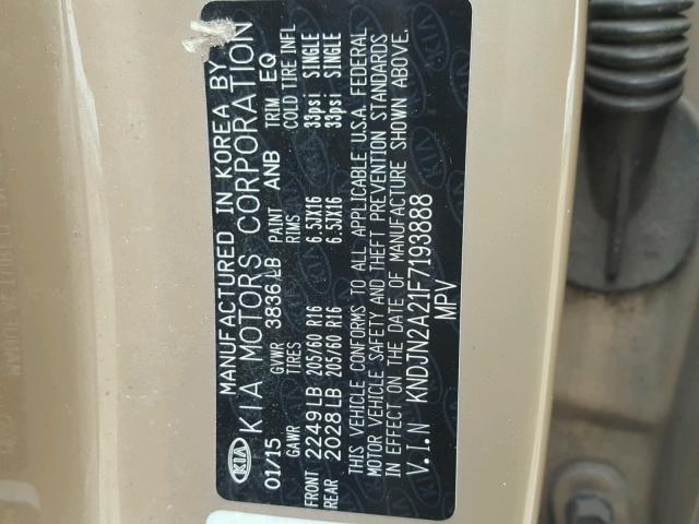 KNDJN2A21F7193888 - 2015 KIA SOUL BROWN photo 10