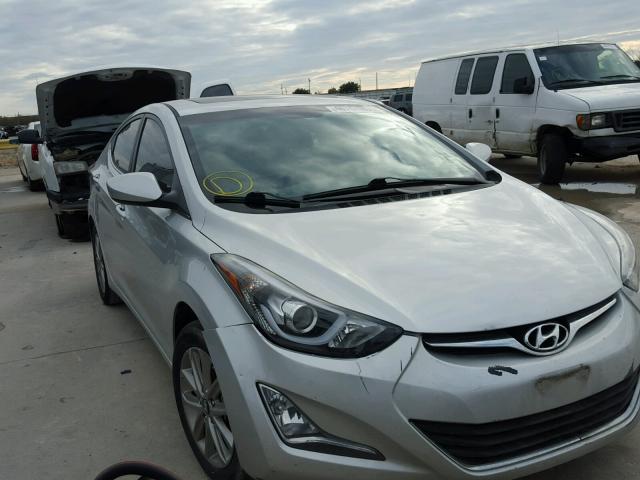 5NPDH4AEXFH603920 - 2015 HYUNDAI ELANTRA SE SILVER photo 4