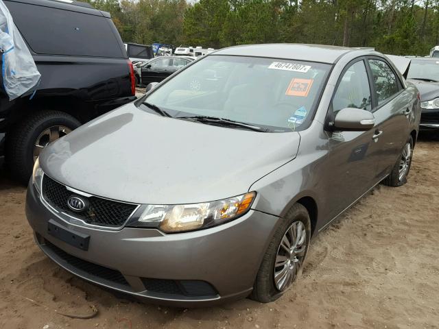 KNAFU4A25A5132159 - 2010 KIA FORTE EX GRAY photo 2