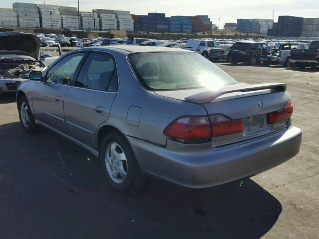 JHMCG6670YC009239 - 2000 HONDA ACCORD EX SILVER photo 3