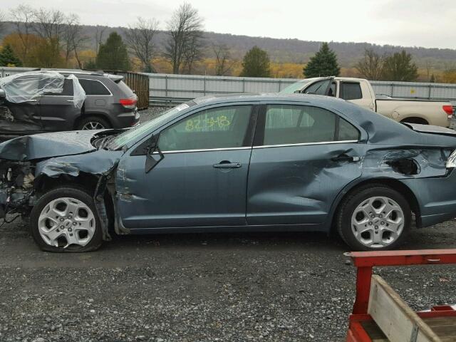 3FAHP0HA4BR102258 - 2011 FORD FUSION SE BLUE photo 9