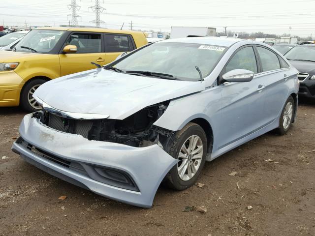 5NPEB4AC2EH894562 - 2014 HYUNDAI SONATA GLS BLUE photo 2