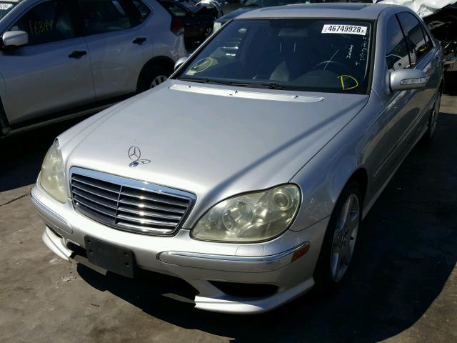 WDBNG75J55A443286 - 2005 MERCEDES-BENZ S 500 SILVER photo 2