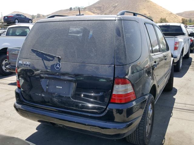 4JGAB72E1YA183040 - 2000 MERCEDES-BENZ ML 430 BLACK photo 4