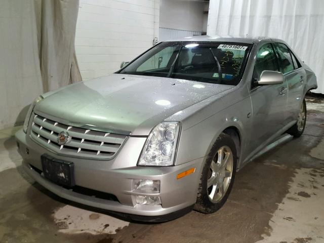 1G6DW677370128011 - 2007 CADILLAC STS GRAY photo 2