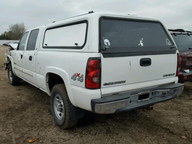 1GCGK13U45F880444 - 2005 CHEVROLET SILVERADO WHITE photo 3