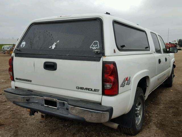 1GCGK13U45F880444 - 2005 CHEVROLET SILVERADO WHITE photo 4