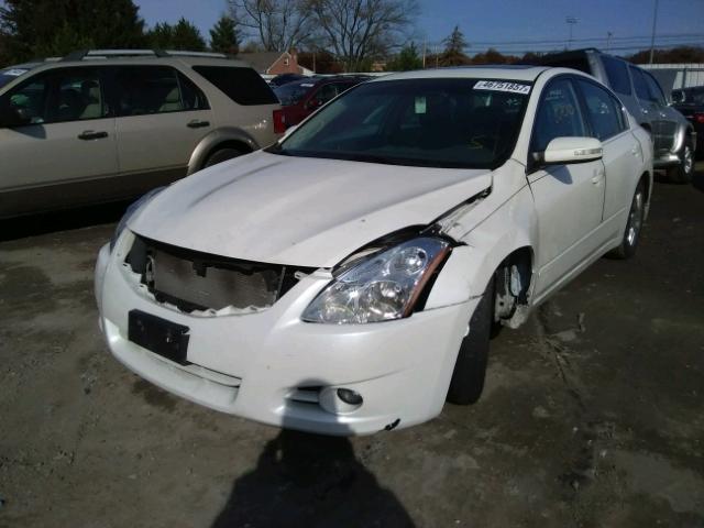 1N4AL2AP3AN447239 - 2010 NISSAN ALTIMA BAS WHITE photo 2