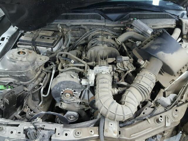 1ZVFT80N355175703 - 2005 FORD MUSTANG GRAY photo 7