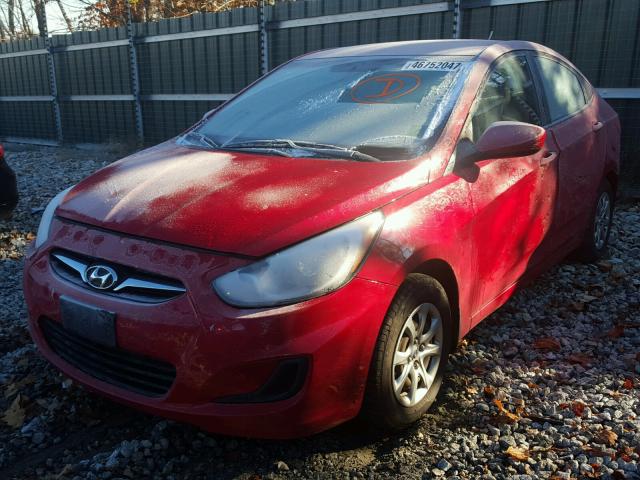 KMHCT4AEXCU128891 - 2012 HYUNDAI ACCENT RED photo 2