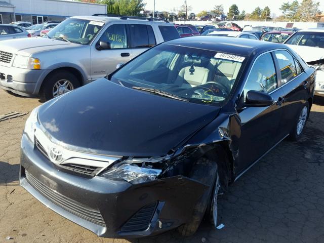 4T4BF1FK2DR301147 - 2013 TOYOTA CAMRY L BLACK photo 2