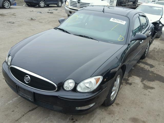 2G4WD532851200933 - 2005 BUICK LACROSSE C BLACK photo 2