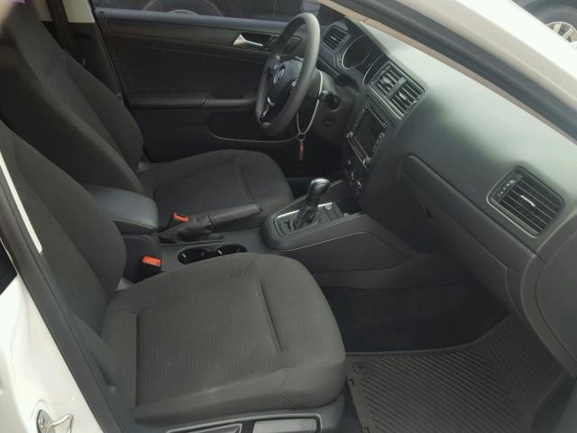 3VW2K7AJ0FM318027 - 2015 VOLKSWAGEN JETTA BASE 白色 照片 5