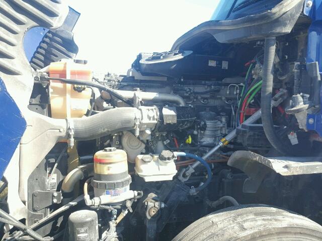 1FUJGED58FLGR1011 - 2015 FREIGHTLINER CASCADIA 1 BLUE photo 7