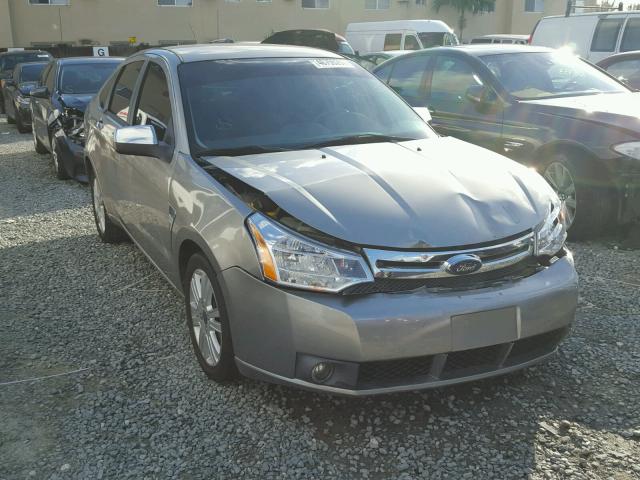 1FAHP35N18W245389 - 2008 FORD FOCUS SE GRAY photo 1