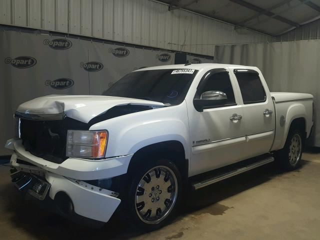 2GTEK638381332518 - 2008 GMC NEW SIERRA WHITE photo 2