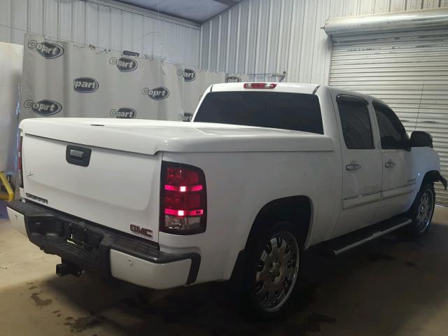 2GTEK638381332518 - 2008 GMC NEW SIERRA WHITE photo 4